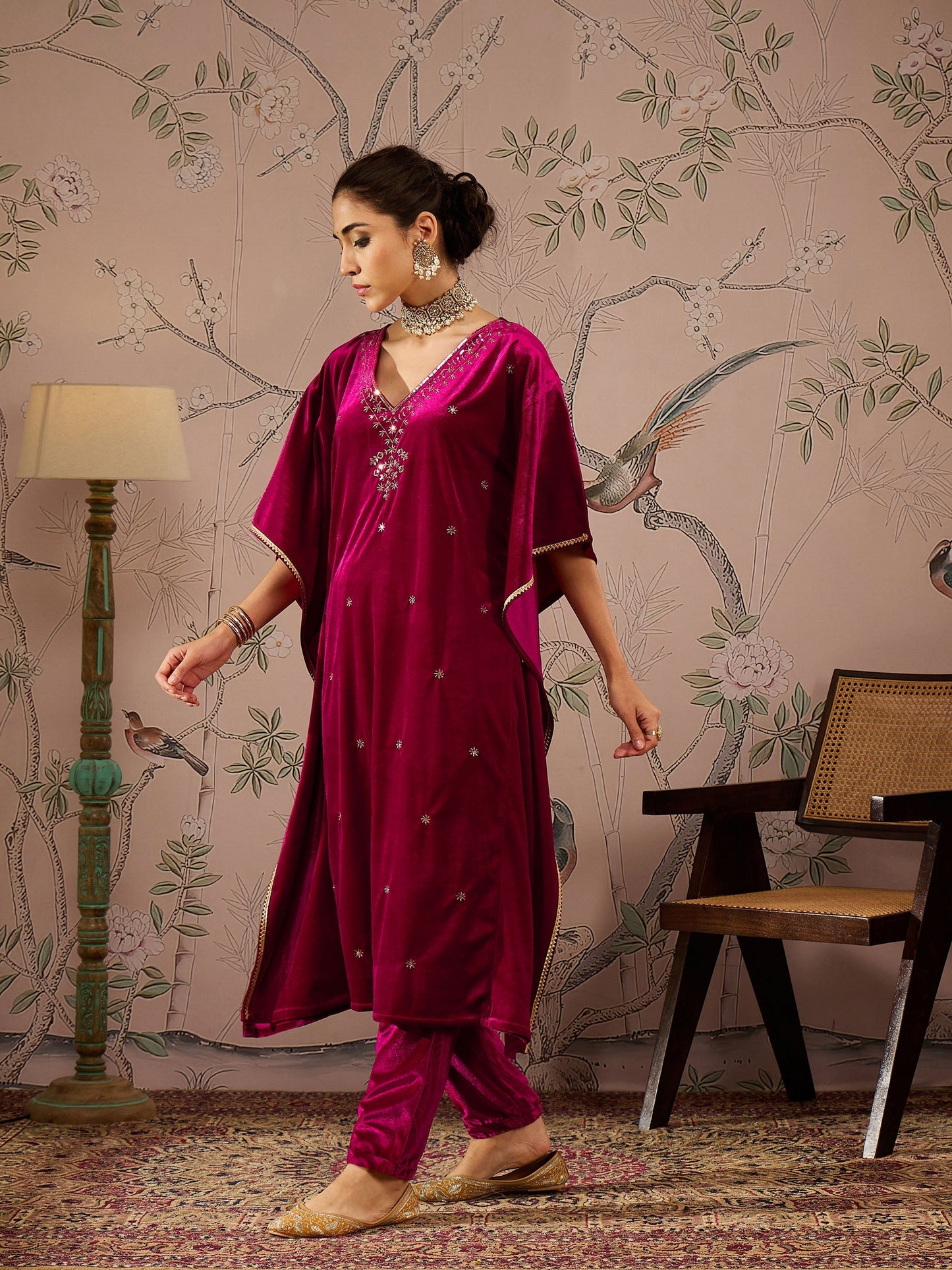 Women Fuchsia Velvet Embroidered Kaftan Kurta With Straight Pants